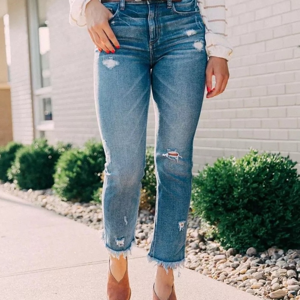 Sneakpeek Distressed Straight Frayed Blue Jeans ankle NWT Size 11
